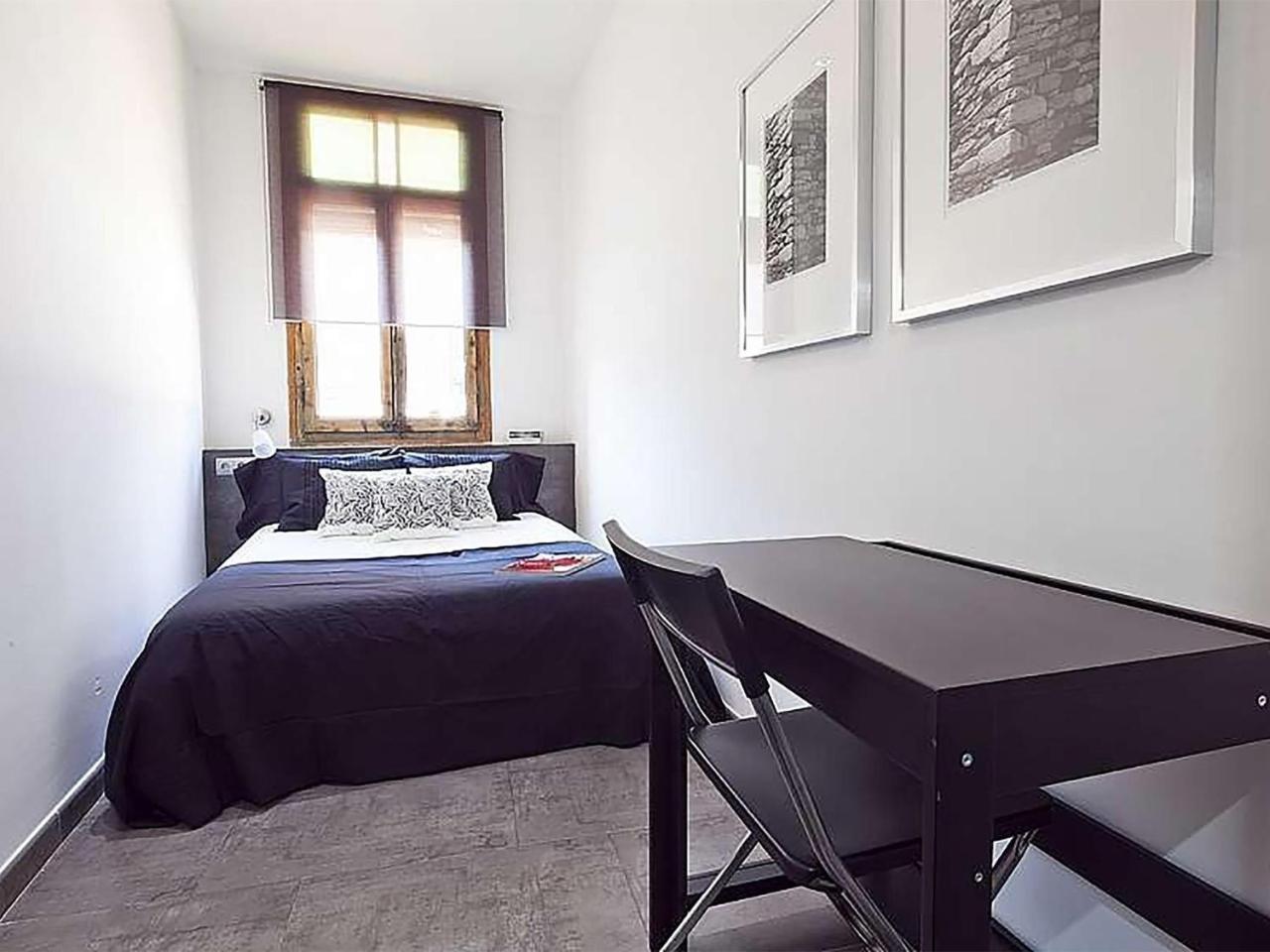 Apartamento Bhm1 1036 Carrer De La Creu Coberta, 32, Principal